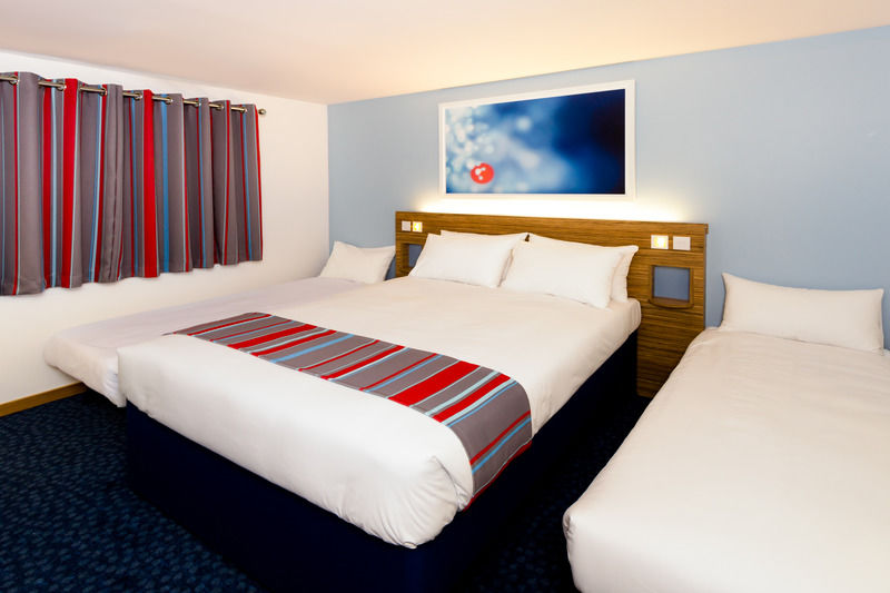 Travelodge Manchester Central Salford  Eksteriør bilde