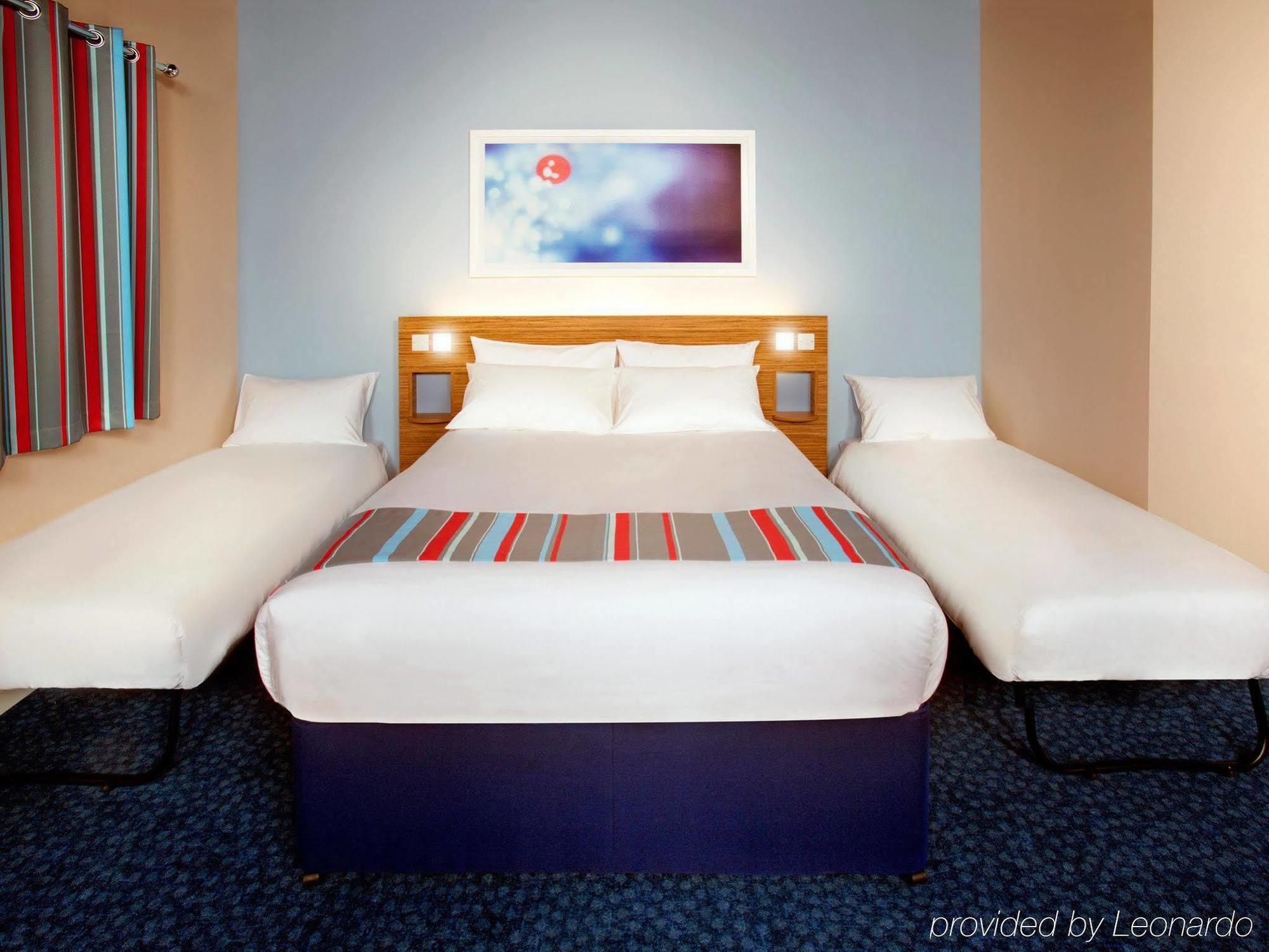 Travelodge Manchester Central Salford  Eksteriør bilde